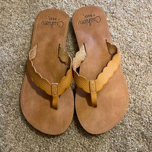 Tan leather reef flip flops